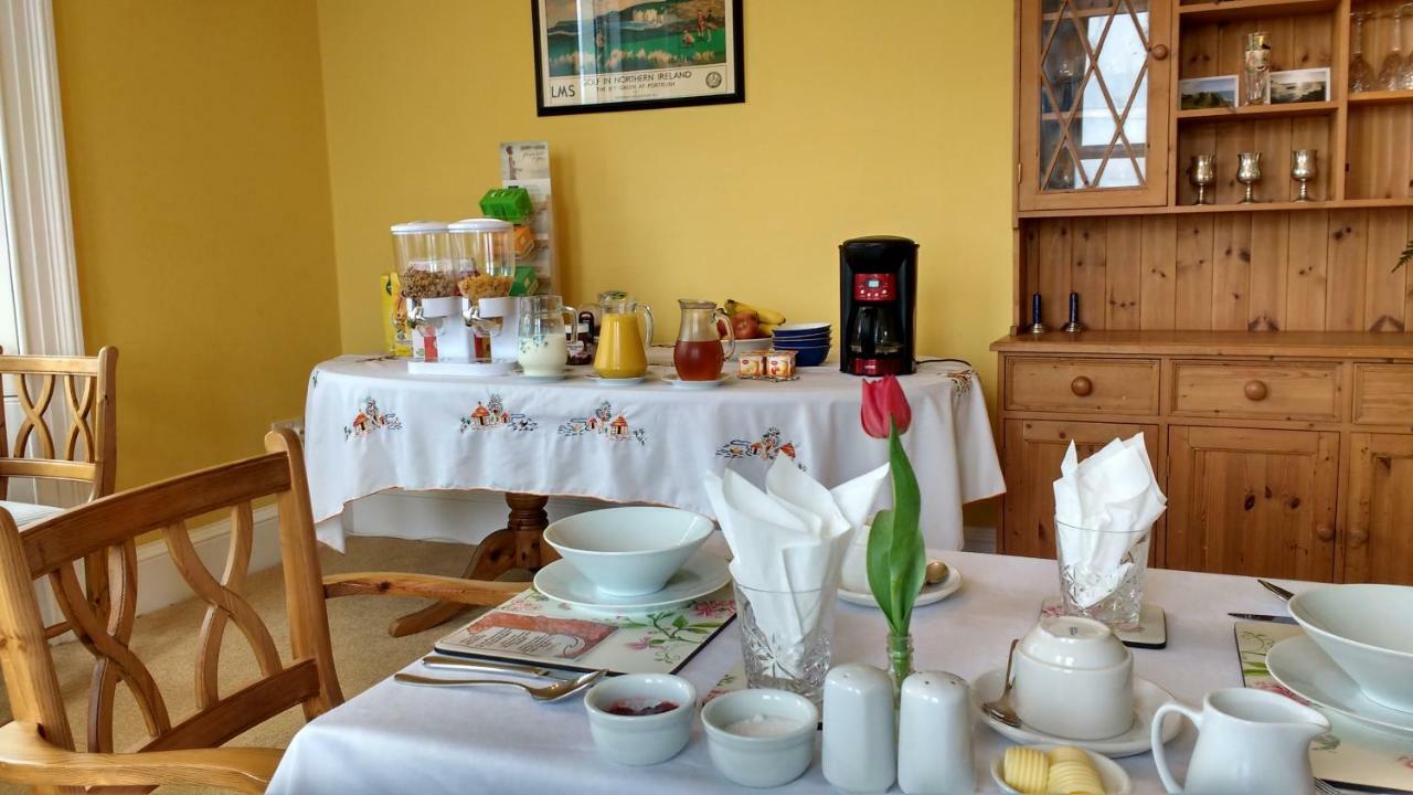 Rush View Bed & Breakfast Portrush Exterior photo
